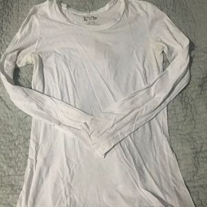 Plain long sleeve shirt